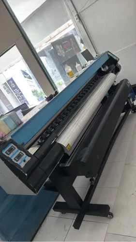 Vendo Plotter de impressão 1.90 de boca 