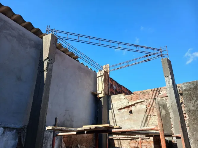 Base para instalação de caixa d`agua