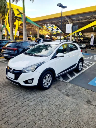 Hyundai HB20X Style 1.6 Flex 16V Aut. 2015