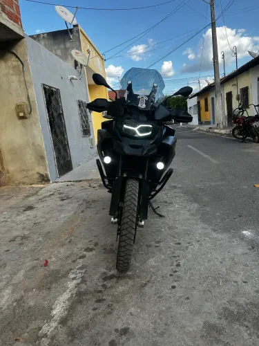 GS 850 ADVENTURE TRIPLE BLACK