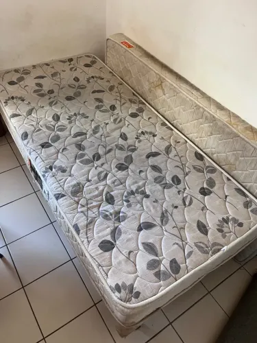 Cama de solteiro