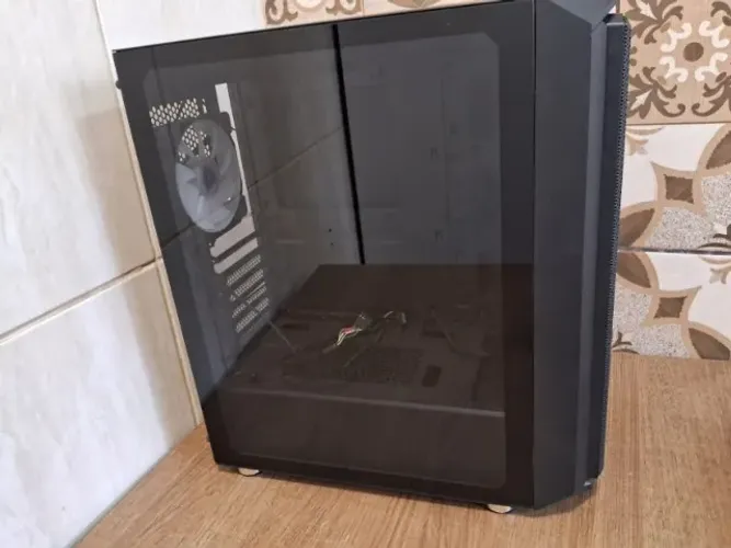 Gabinete Gamer Montech Air X ARGB, Mid Tower, Vidro Temperado, BLACK, E-ATX usado