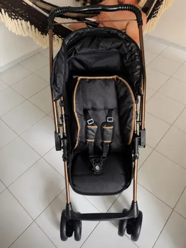 Carrinho de bebê 