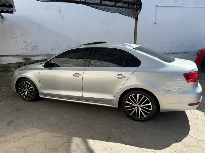 Volkswagen Jetta Highline 2.0 TSI 16V 4P Tiptronic 2013