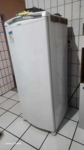 Geladeira consul 300 litros
