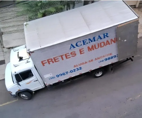 Vende-se camião 709