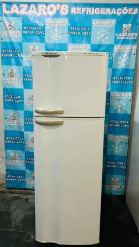 Vendo geladeira Electrolux 
