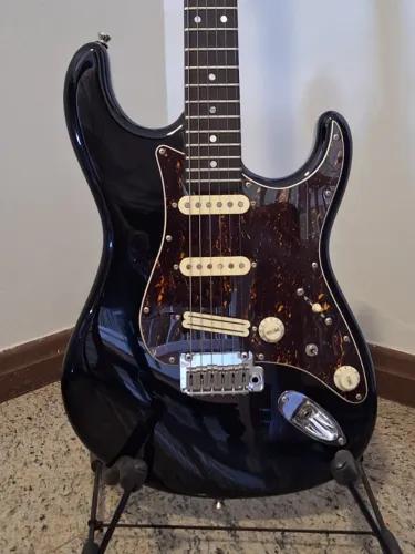 Guitarra Tagima T-805 Handmade in Brazil preta