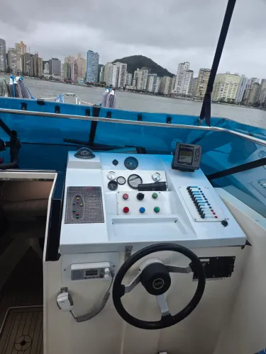 COBRA 28 MIRAGE - MWM 229 VPI TURBO 250 HP - VOLVO PENTA 290 - PRONTA PARA NAVEGAR