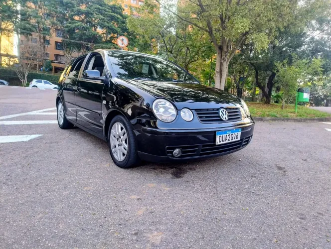 Volkswagen Polo 1.6 Mi/s.ouro 1.6 MI Tot.flex 8V 5P 2006