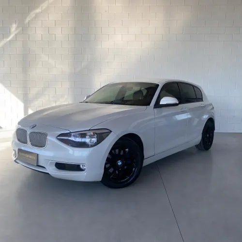 BMW 118IA / Urban/sport 1.6 TB 16V 170cv 5P 2012