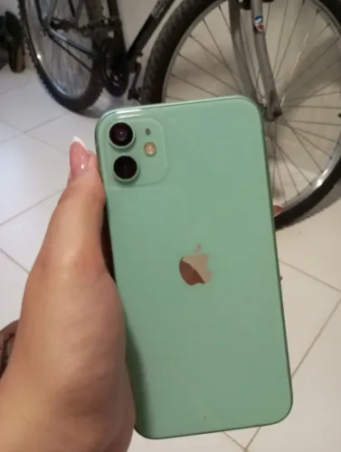 IPHONE 11 64GB - A NEGOCIAR