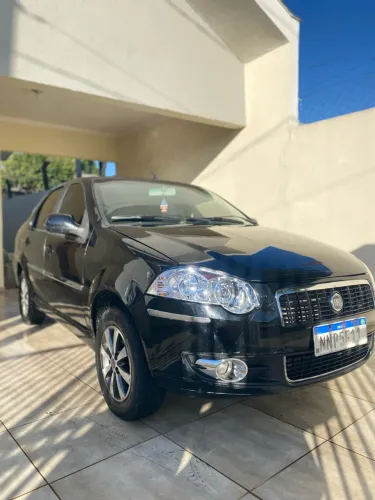 Fiat Siena Tetrafuel 1.4 MPI Fire Flex 8V 4P 2011