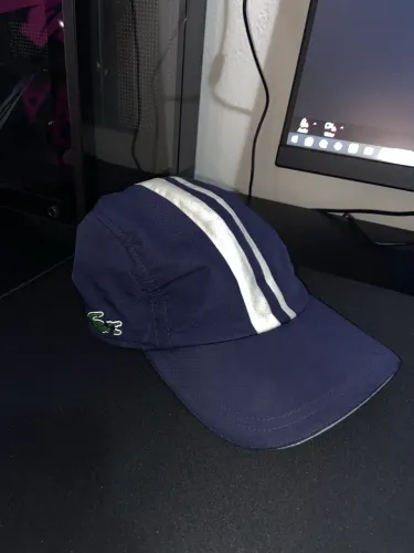 Boné Lacoste Sport Duas Faixas