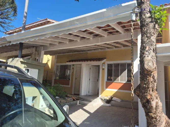 Casa em Condomínio em Granja Viana