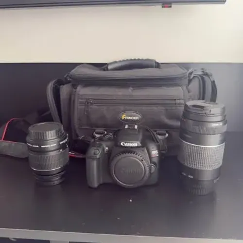 Câmera Canon EOS Rebel T6 (Kiss X80) + 2 Lentes + Kit Completo - Excelente Estado