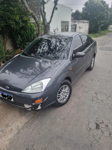 Ford Focus Ghia Sed. 2.0 16v/ 2.0 16V Flex 4P 2003