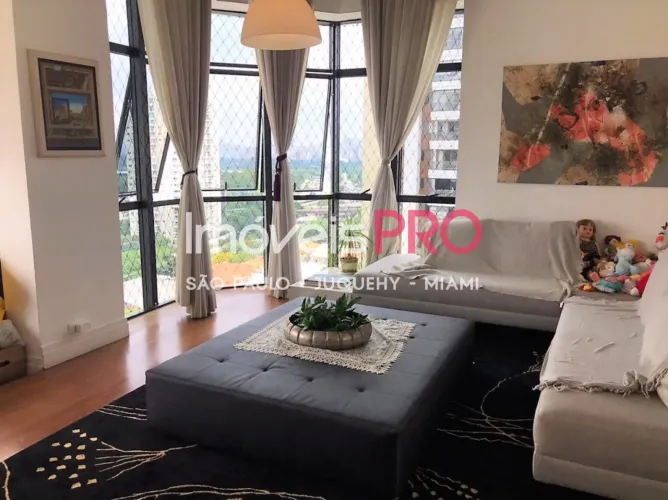 174m² com 3 suítes e e vagas na Vila Clementino em andar alto.