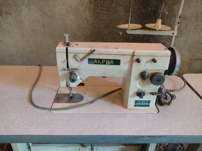 Máquina de costura 