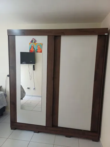 Guarda roupa