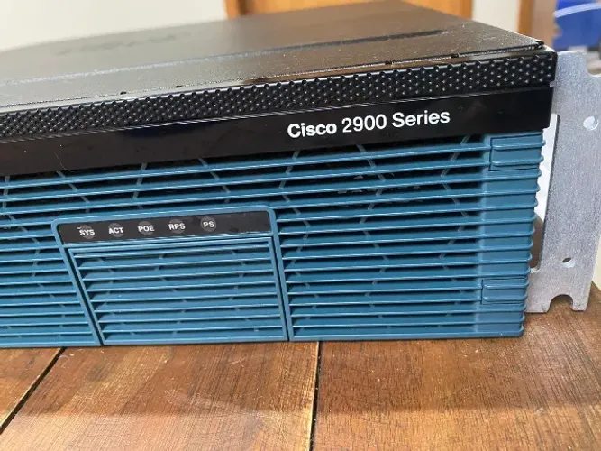Roteador Empresarial Cisco 2921