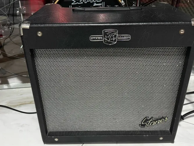 amplificador Staner BX 200A,