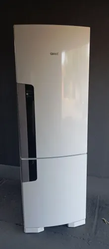 Geladeira inverser 220 wolts em estado de nova