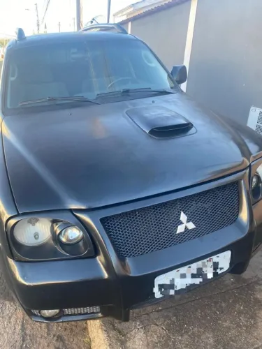 Mitsubishi Pajero Sport HPE 2.5 4X4 Diesel Mec. 2010