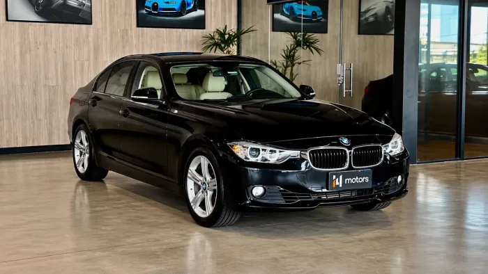 BMW 320I A Modern/sport TB 2.0/a.flex 16V 4P 2015