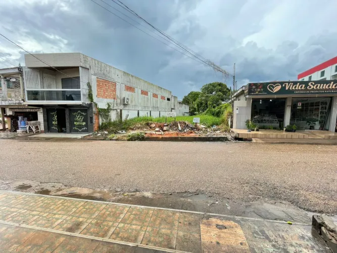Vendo esse terreno em Manacapuru
