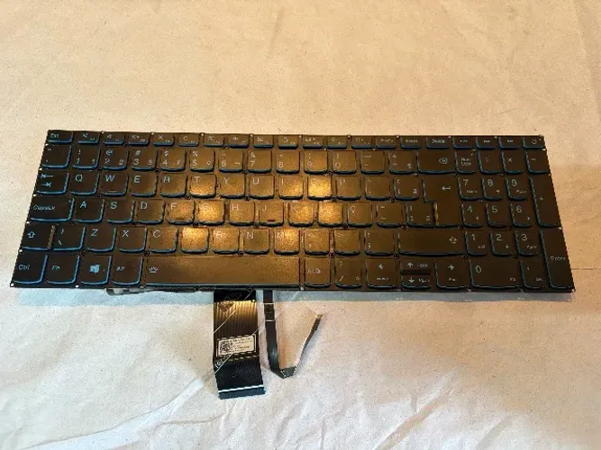 Teclado para notebook Lenovo Gamer retroiluminado SN20T04692 sucata - leia
