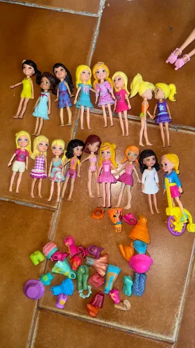 17 Bonecas Pollys 