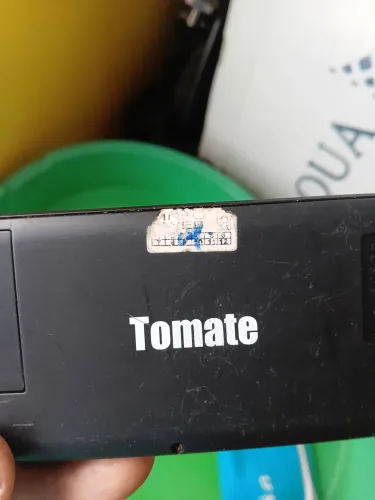 Vende-se essa maquina ,ganhei não sei pra q serve toda boa