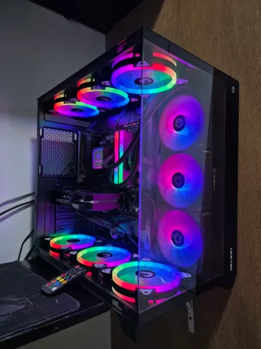 PC GAMER SEM USO - RYZEN 7 5700X - RTX 5060 - 32GB - 1TB - NF E GARATIAS *LEIA*