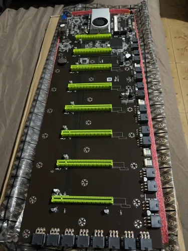 PLACA MÃE DE MINERAÇÃO BTC D-37 v5.0Y PARA ATÉ 8 GPUs