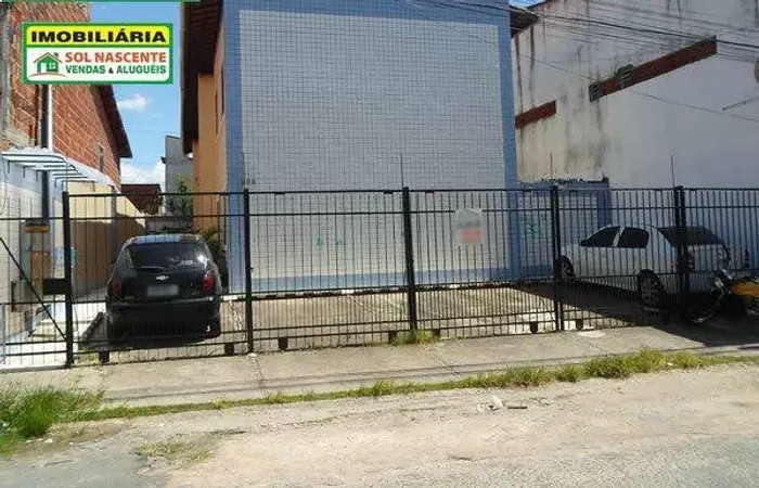 Apartamento com 2 dormitórios para alugar, 38 m² por R$ 750,00/mês - Messejana - Fortaleza