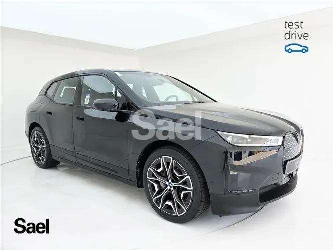 BMW IX XDrive 40 Aut. (elétrico) 2025