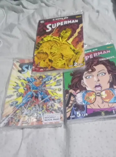 Quadrinhos a saga do Superman 3 volumes da segunda temporada.