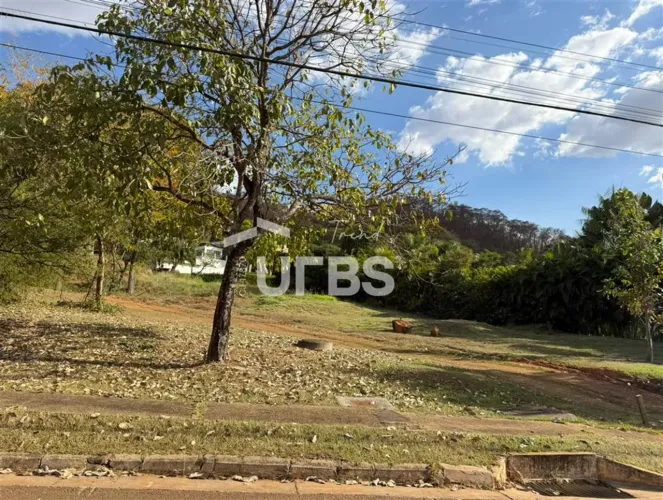 Lote à Venda no Aldeia do Vale | 1.645 m² | Goiânia