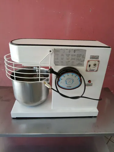Batedeira industrial BP 12 lieme
