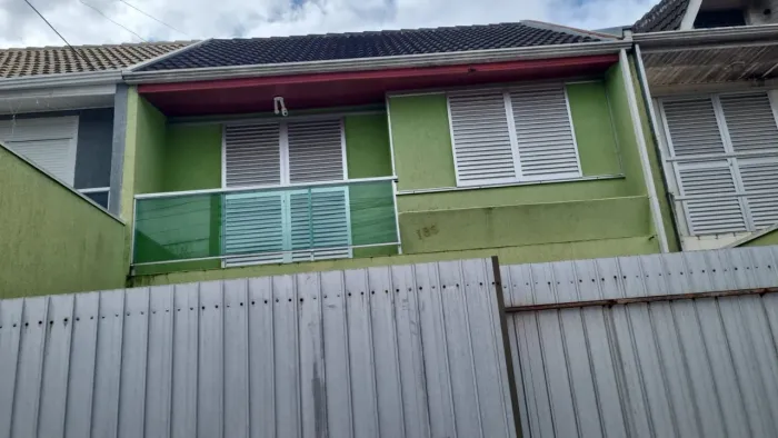 Sobrado no Xaxim, 3 quartos