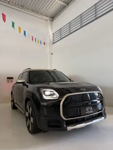 Mini Cooper Country. SE All4 TOP (elétrico) 2025