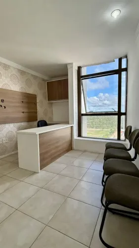 Alugo sala com 2 escritórios e recepção no Jaracaty
