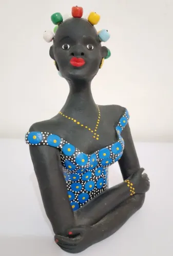 ESCULTURA MULHER AFRICANA SILVANO EUDÓCIO (NOVA)