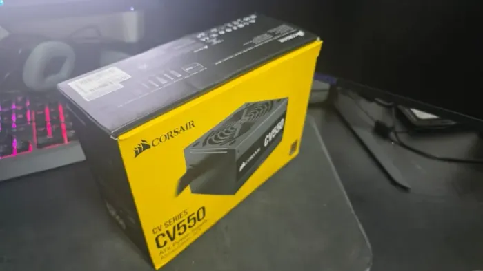 Fonte Gigabyte P450B, 450W, PFC Ativo, 80 Plus Bronze