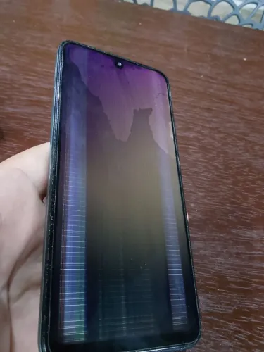 Moto G35 256 gigas  tela quebrada 