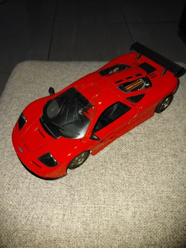 Miniatura mclaren 1/18