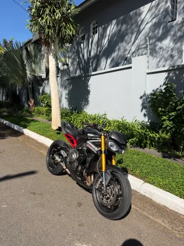 Triumph Street Triple 765RS