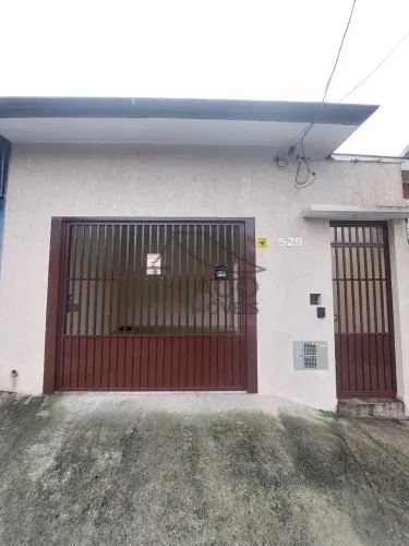Casa térrea para locação no Belenzinho, imóvel de 120m², 2 dormitórios, quintal, vaga de g