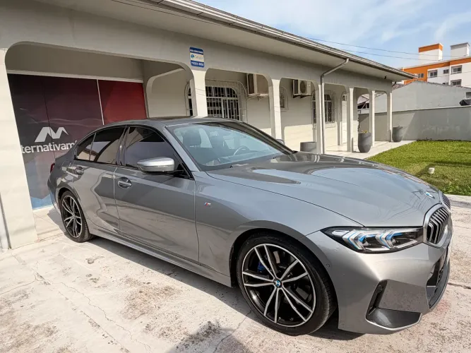 BMW 320I A 2.0 TB M Sport Activeflex 16V 4P 2023